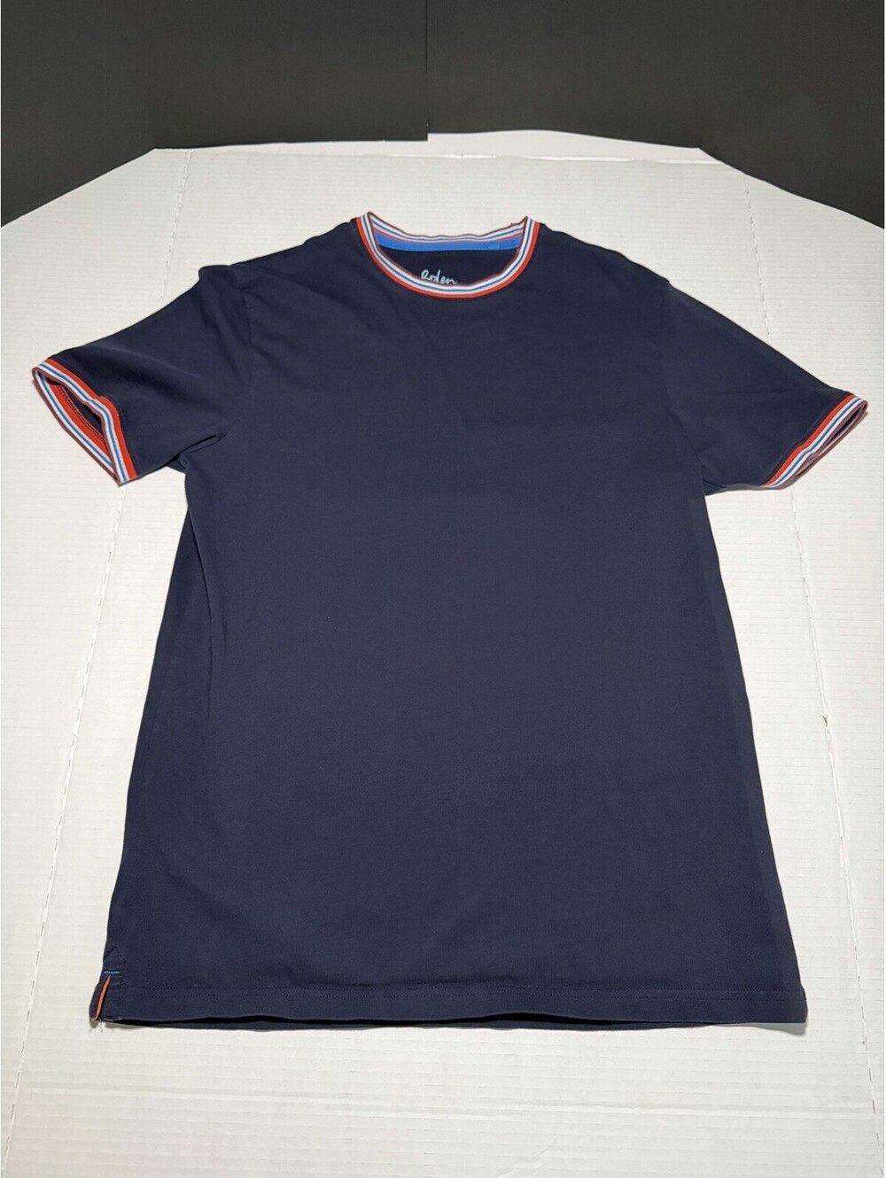 Boden Navy T-Shirt Size Small- Multicolored Collar